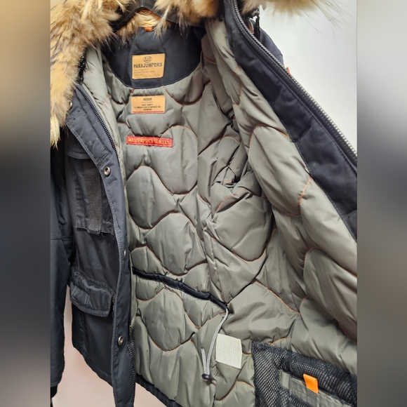 PARAJUMPERS Winter Jacket - Picture 12 of 14
